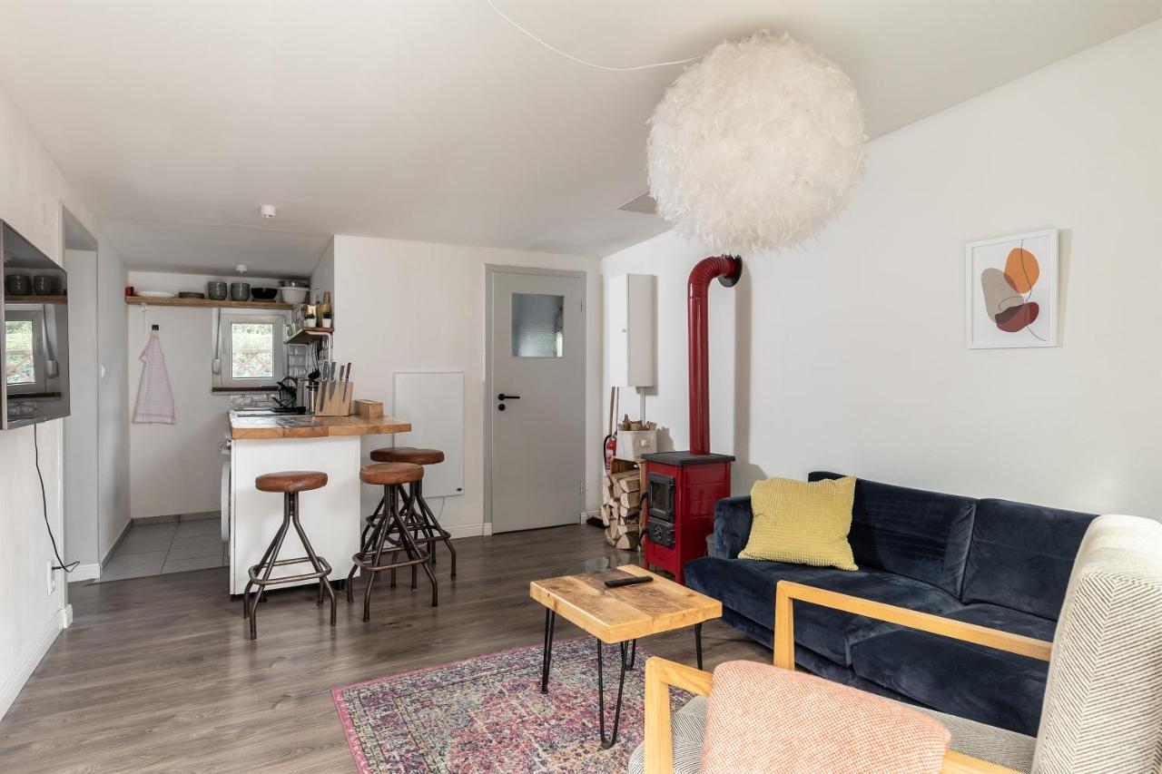 Gemutliches Tinyhouse Bungalow Mit Kamin & Sauna Am See Joachimsthal Luaran gambar